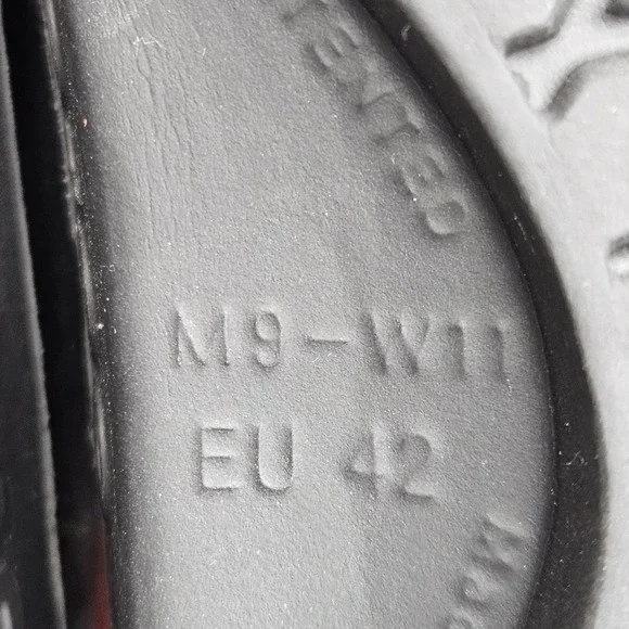 OOFOS Slip On Black Sandals Unisex M9-W11 Heel To Toe 11.5" - Picture 11 of 12